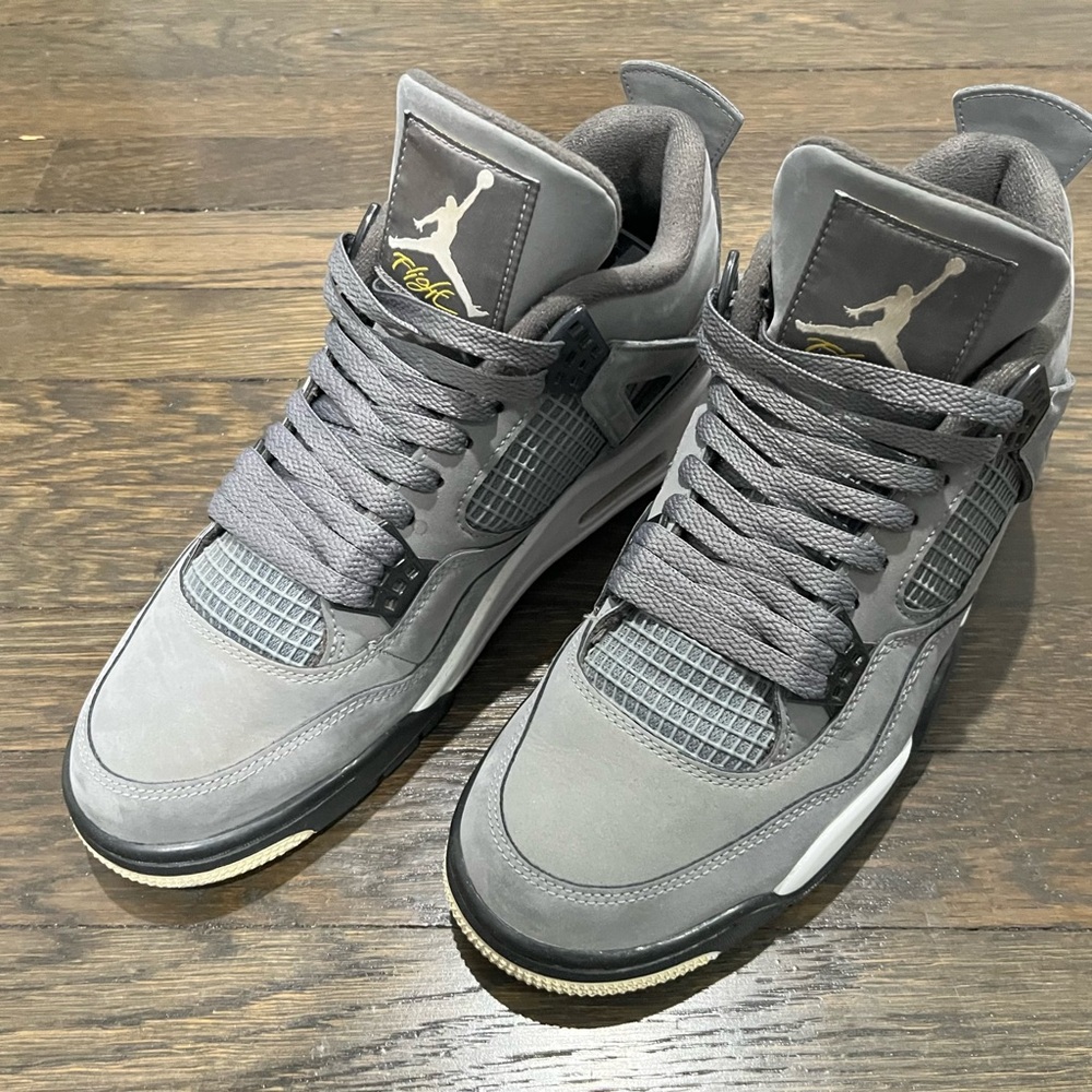 Jordan 4 Cool Grey